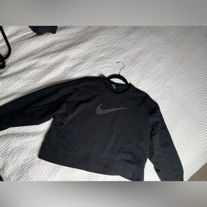 Nike Cropped Sweater